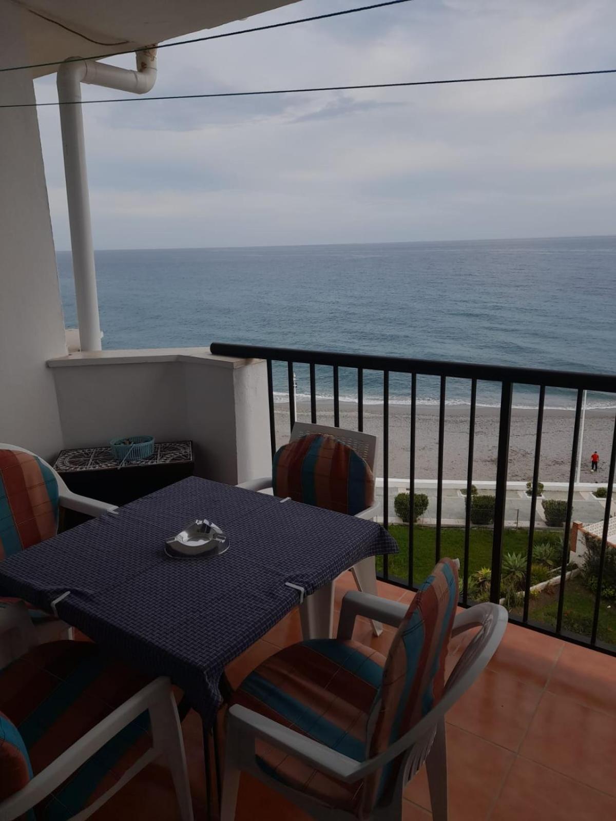 Precioso Apartamento Frontal Al Mar Нерха Экстерьер фото